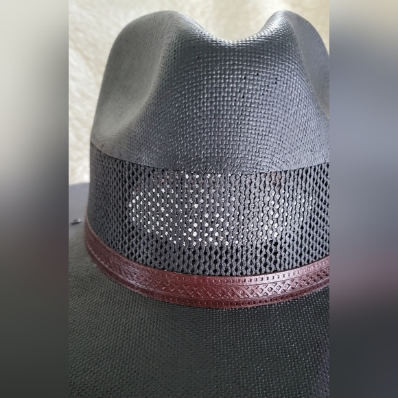 BLACK STRAW HAT with red leather trim - Picture 2 of 7